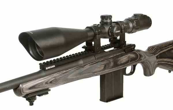 UTG Accushot Premium 8-32x56 Zielfernrohr SCP3-UG832AOIEW